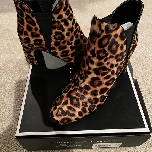 WHBM Animal Print Cheetah Haircalf Ankle Bootie Zoe Black W Vachetta - Picture 2 of 5